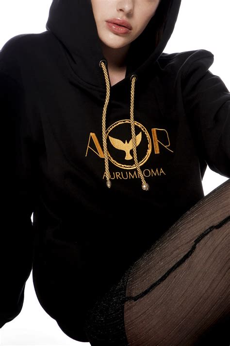 Aurumroma luxury brand.